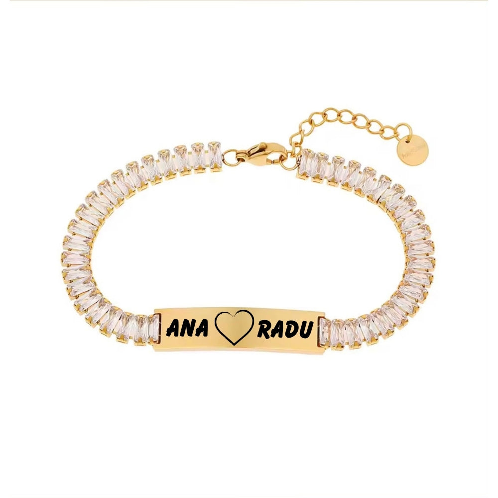 Brățară Glam Tennis cu Cristale Cubic Zirconia și Plăcuță Personalizabilă