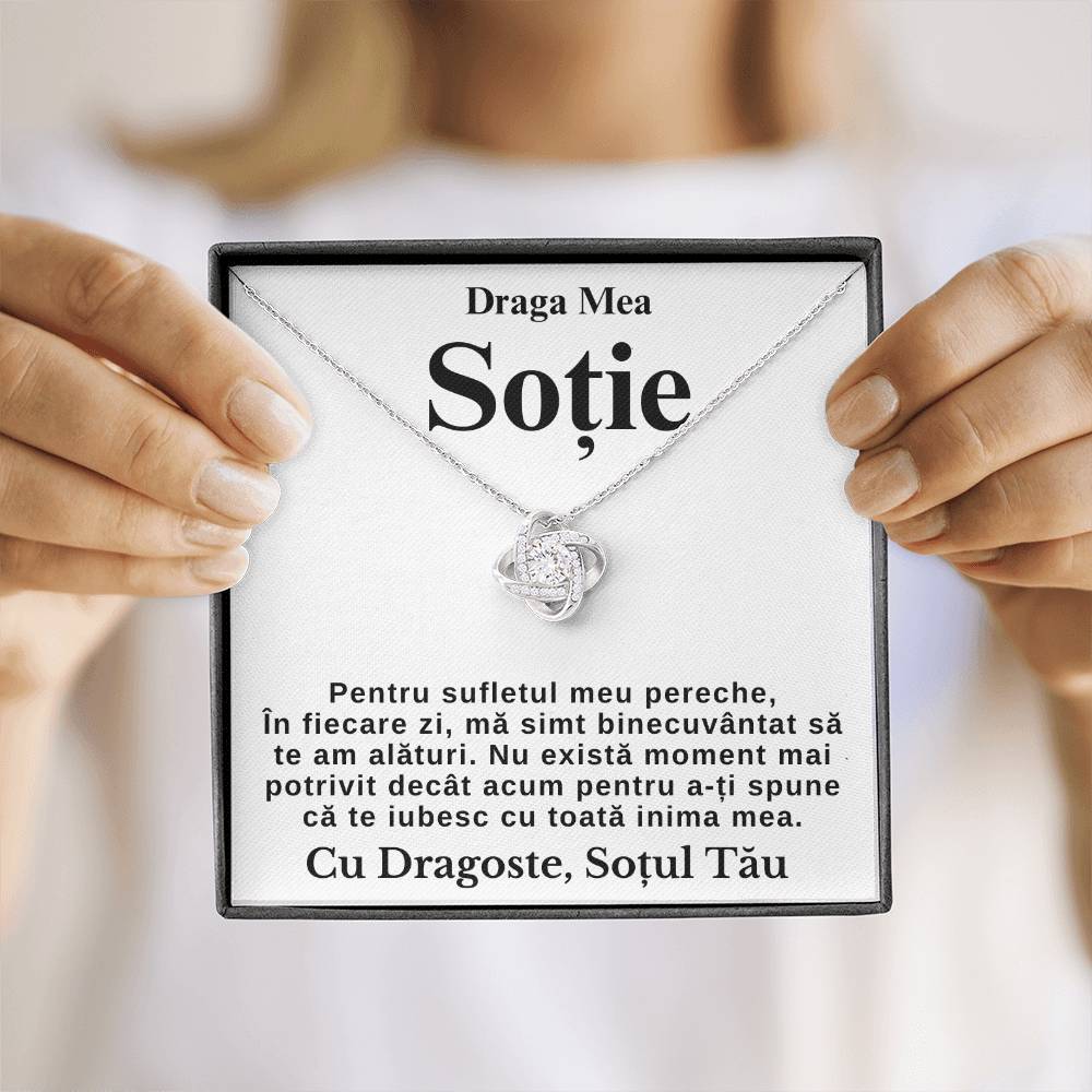 Draga Mea Soție- Colier Love Knot Forever