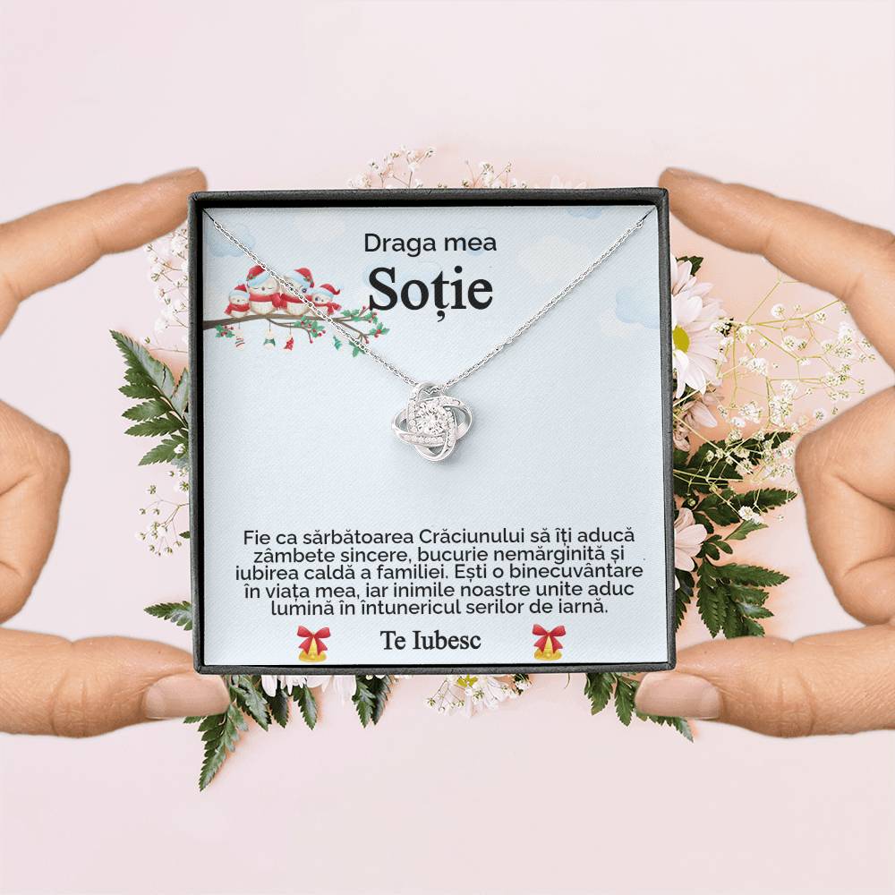 Pentru Draga Mea Sotie. Colier Love Knot