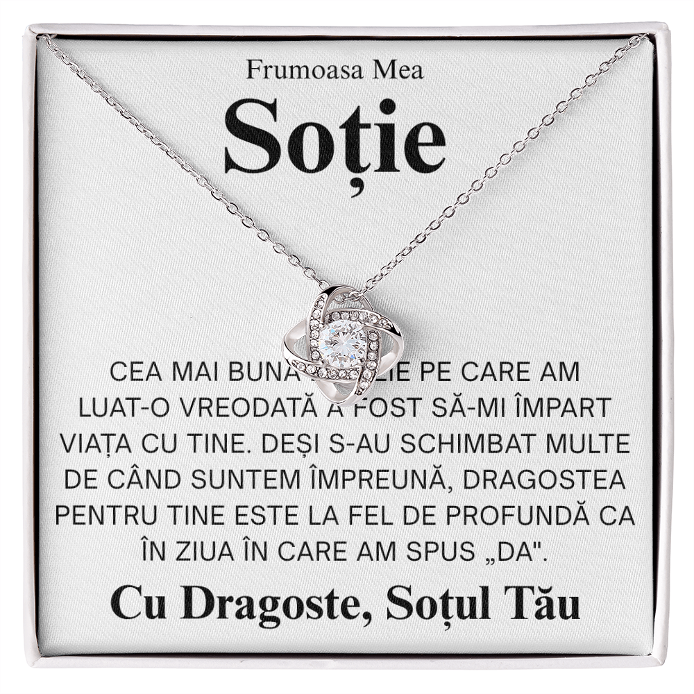Cadou pentru  Sotie – Colier Love Knot