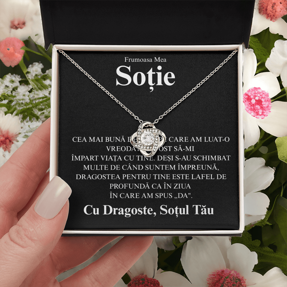 Cadou pentru Frumoasa Mea Sotie – Colier Love Knot